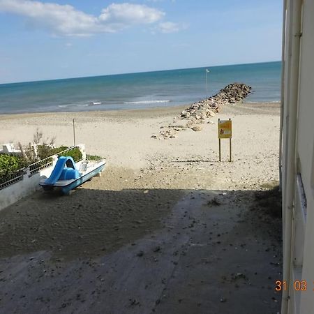 Un Sejour Les Pieds Dans L'Eau Apartment Palavas-les-Flots Exterior foto